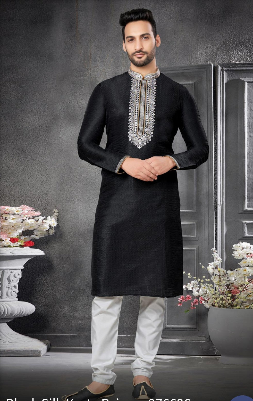 Black Hand-Embroidered Ethnic Kurta
