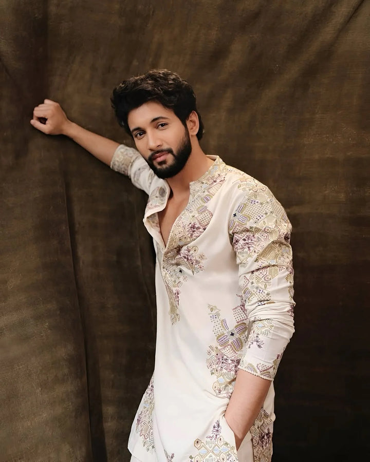 Ivory Embroidered Kurta pyjama Set For Men