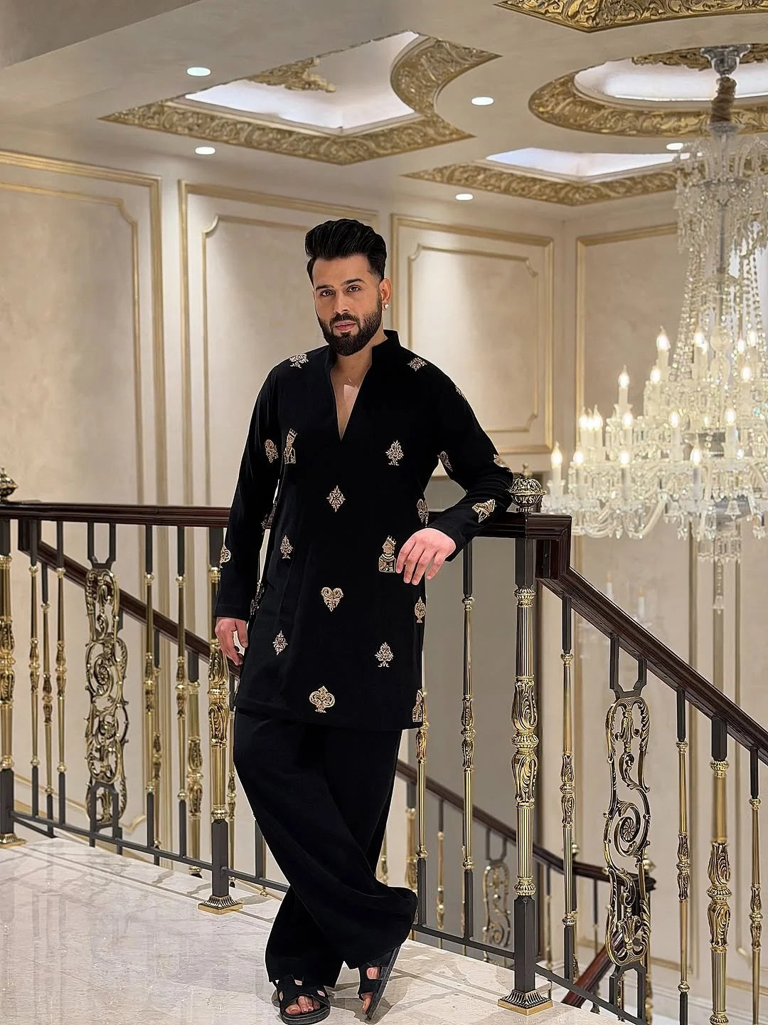 Black Rajarani  Kurta With Embroidery Work