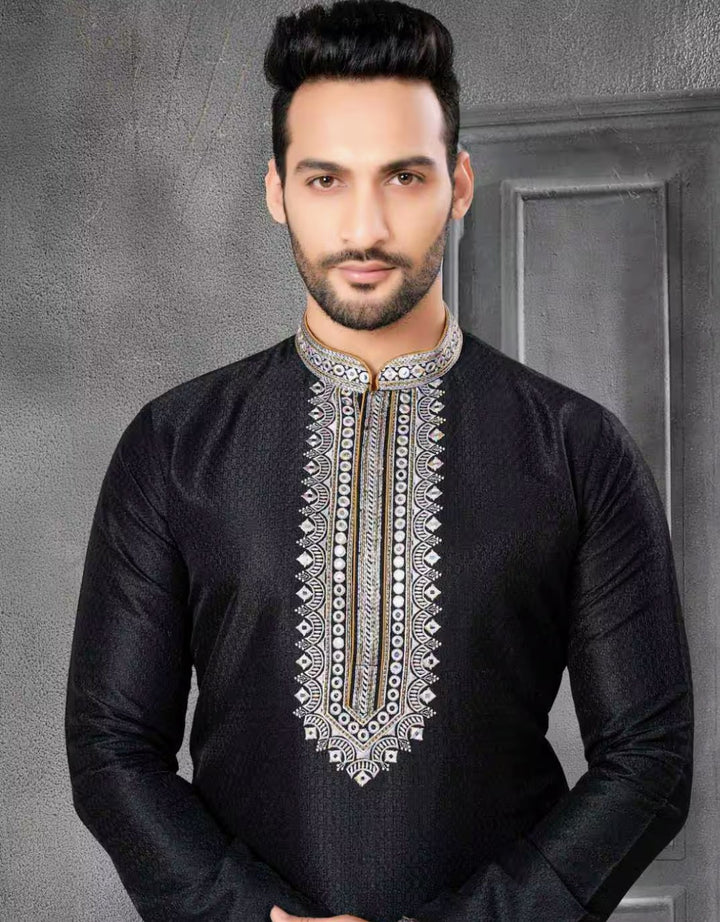 Black Hand-Embroidered Ethnic Kurta